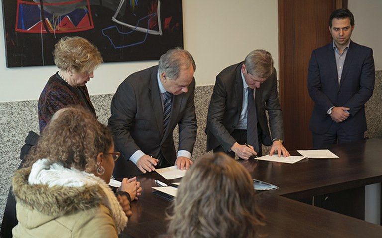 Assinados os primeiros acordos de colaboração FAES-P.PORTO
